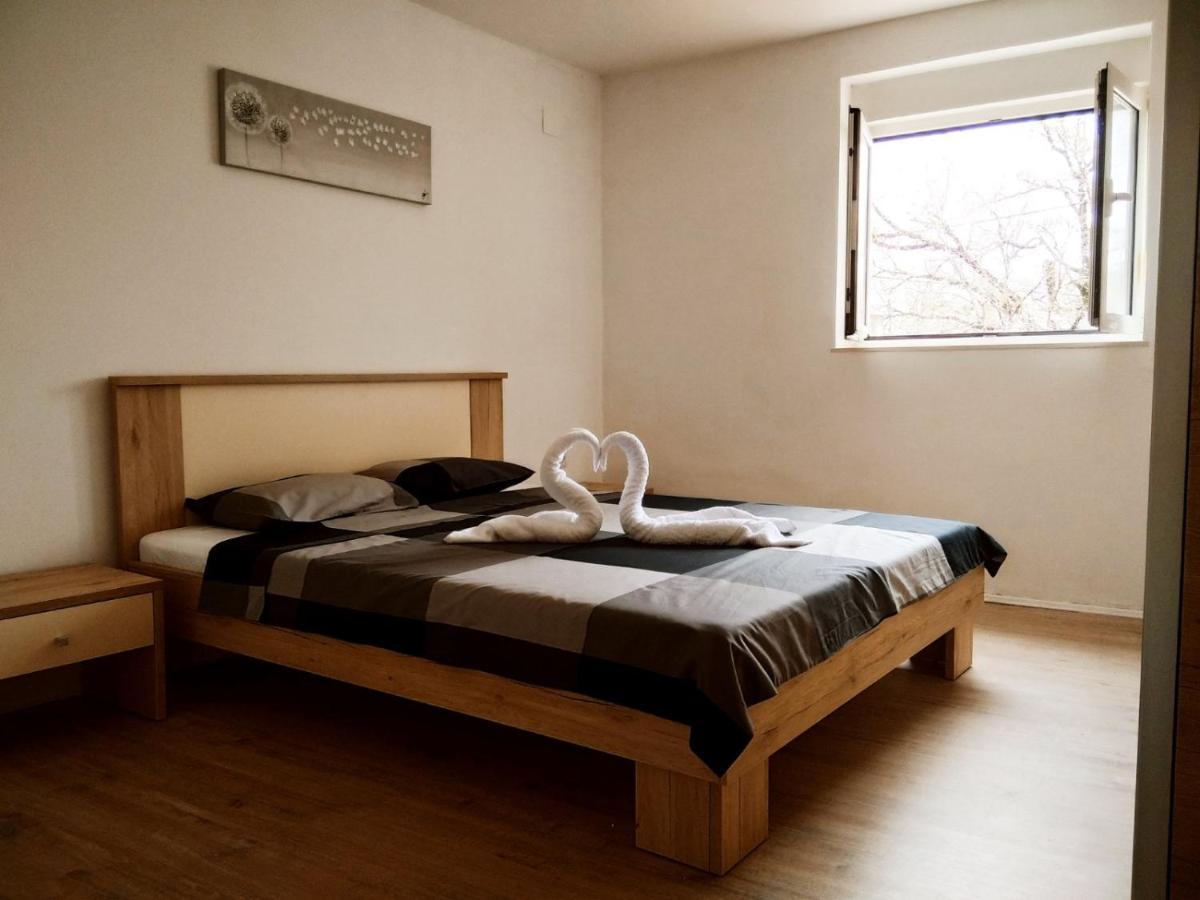 Gecko Apartment Риека Экстерьер фото