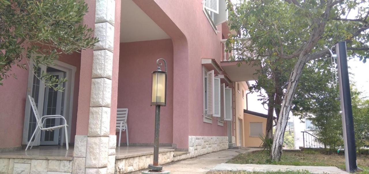 Gecko Apartment Риека Экстерьер фото